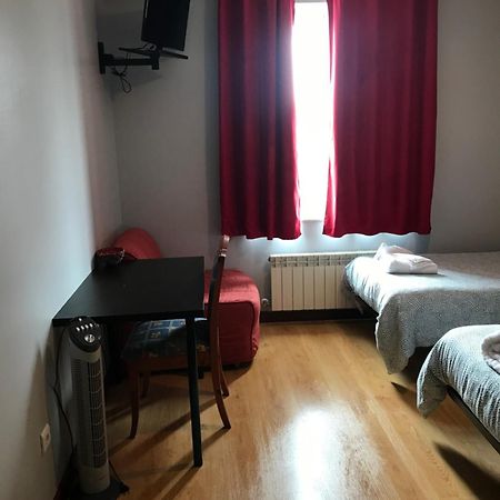 Hostal La Concha Сомо Екстериор снимка