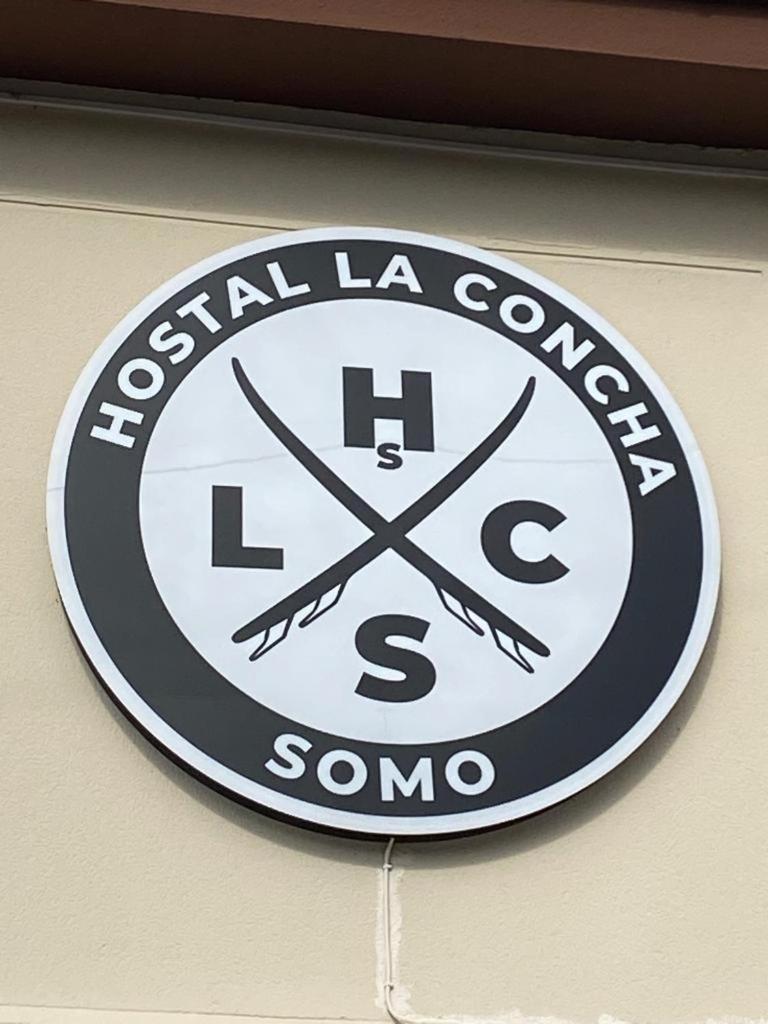 Hostal La Concha Сомо Екстериор снимка