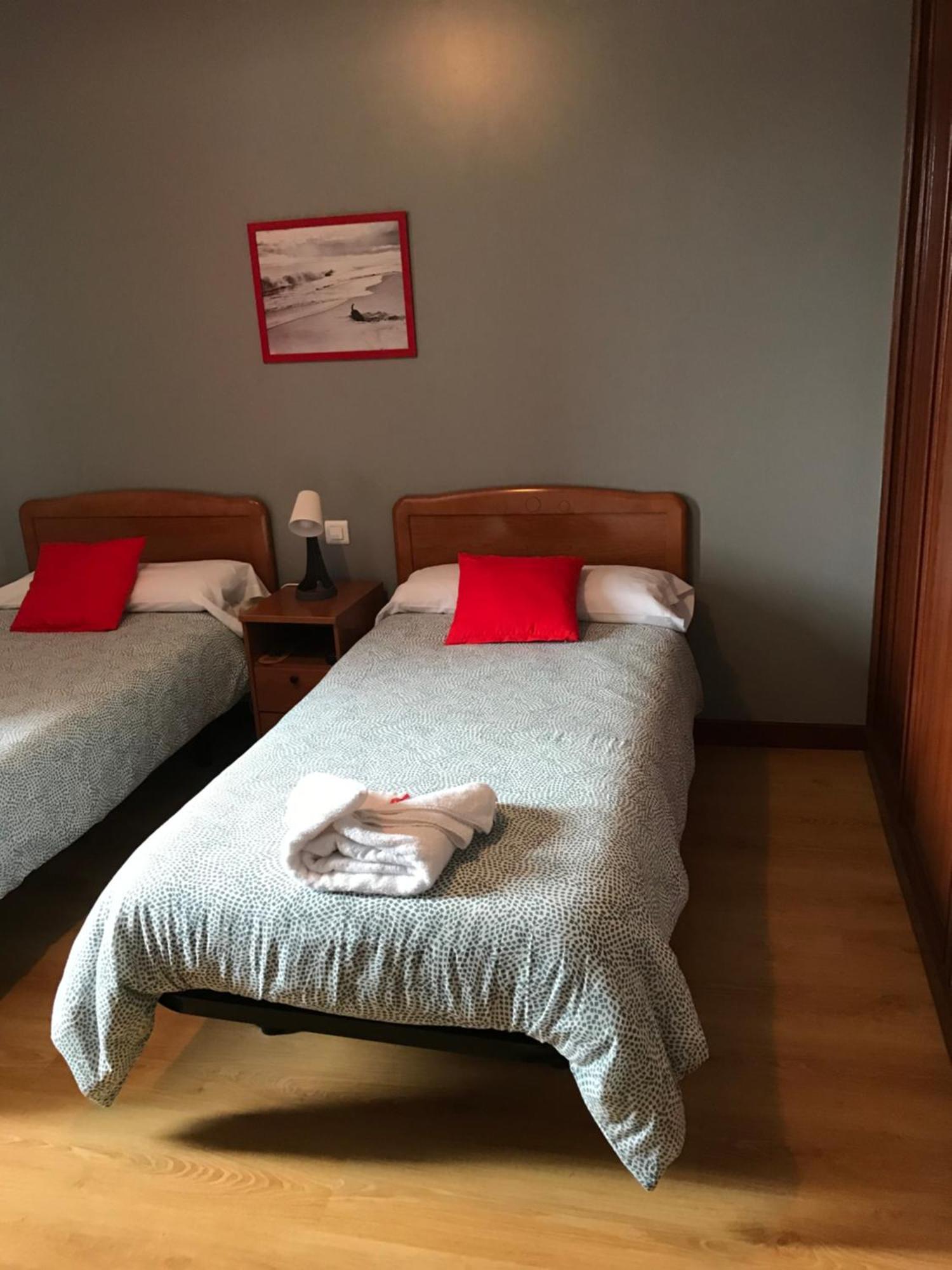 Hostal La Concha Сомо Екстериор снимка