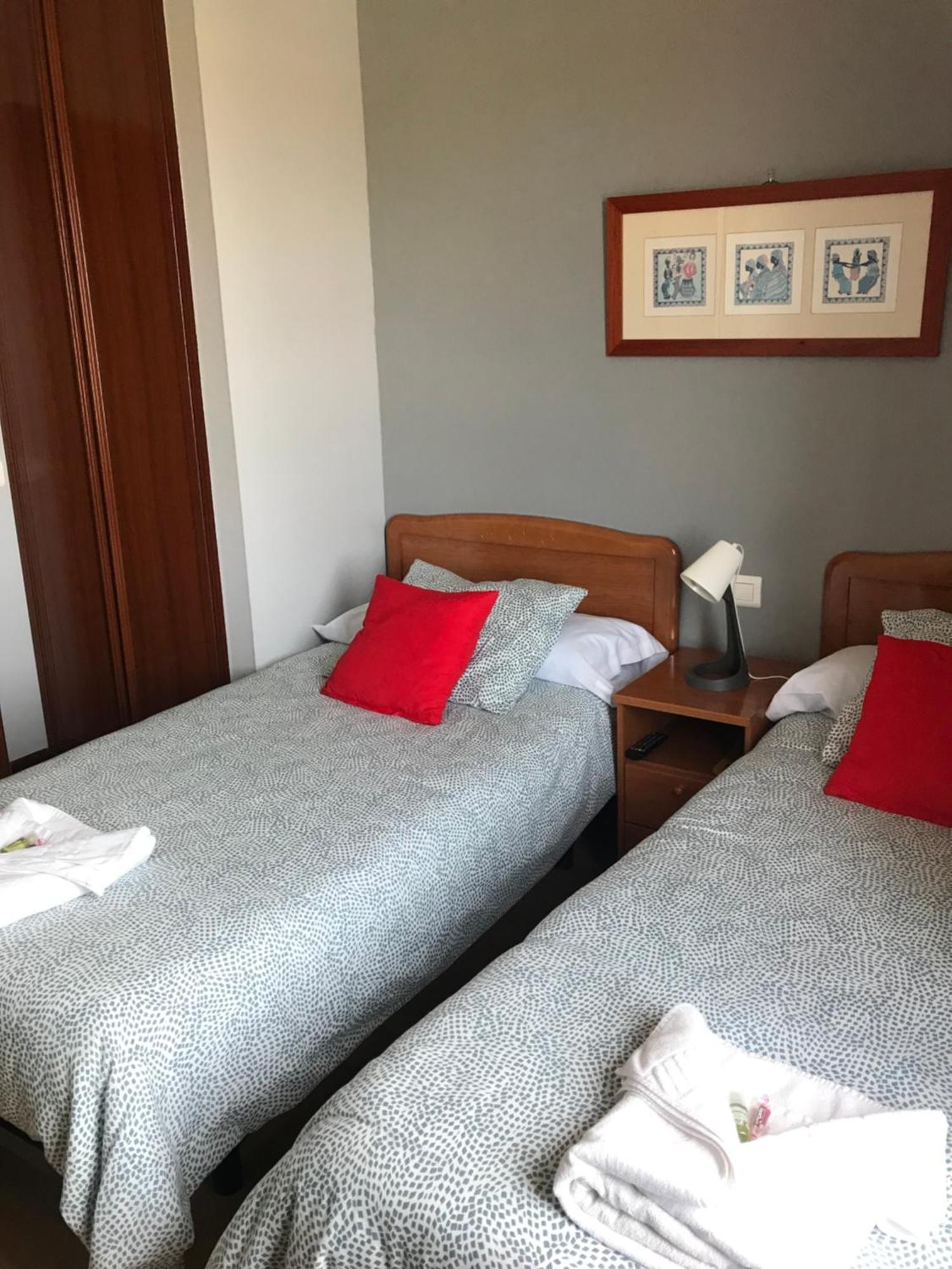 Hostal La Concha Сомо Екстериор снимка